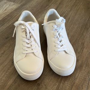 Steve Madden white sneakers size 8.5 worn once.